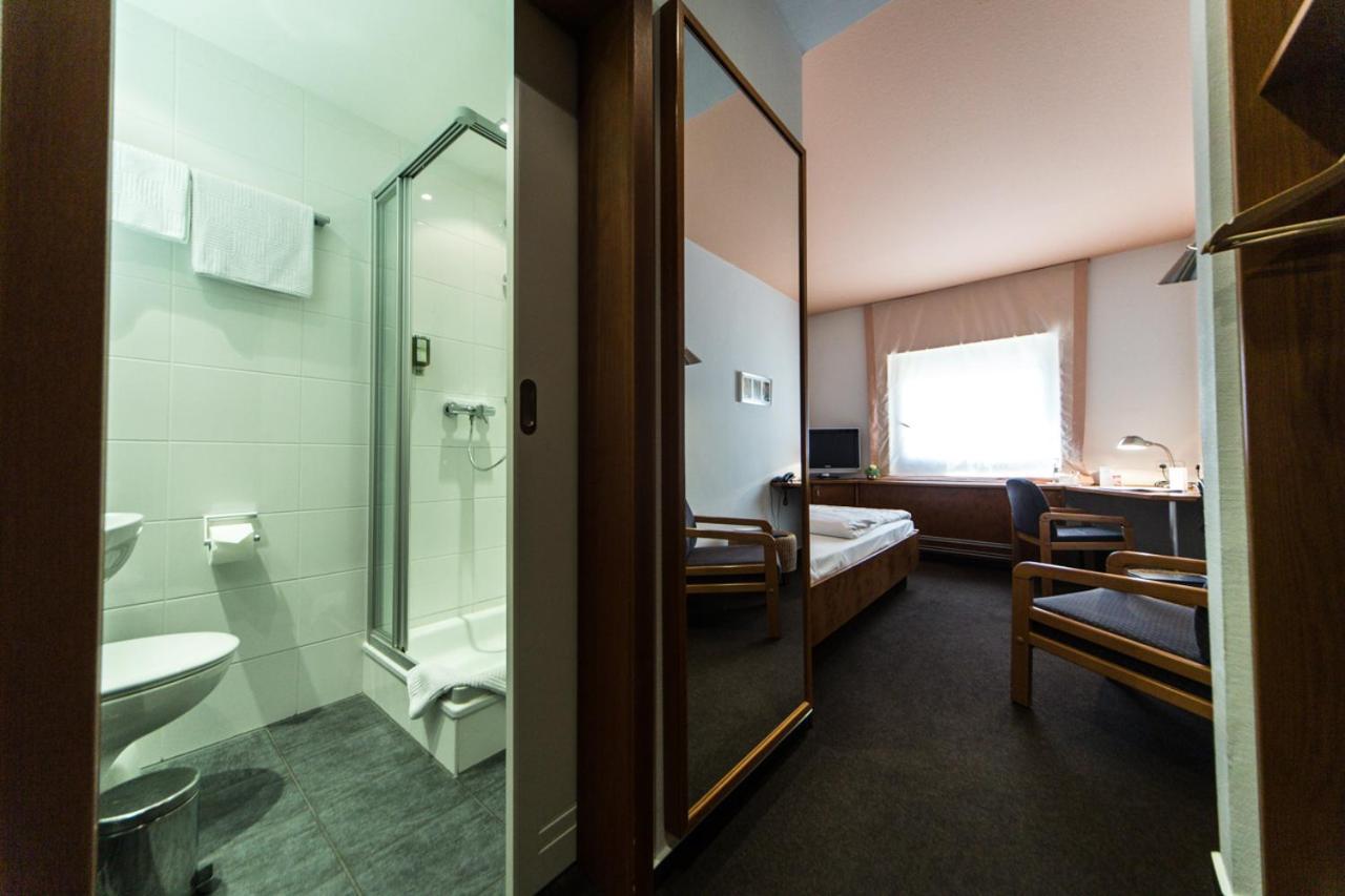 Seehotel Ketsch Schwetzingen Oda fotoğraf