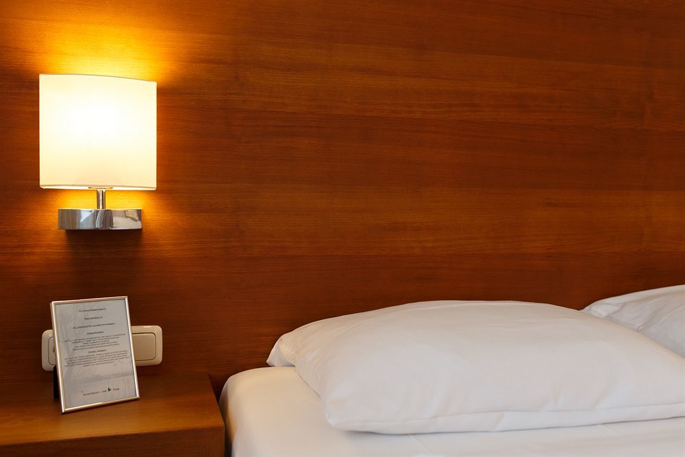 Seehotel Ketsch Schwetzingen Dış mekan fotoğraf
