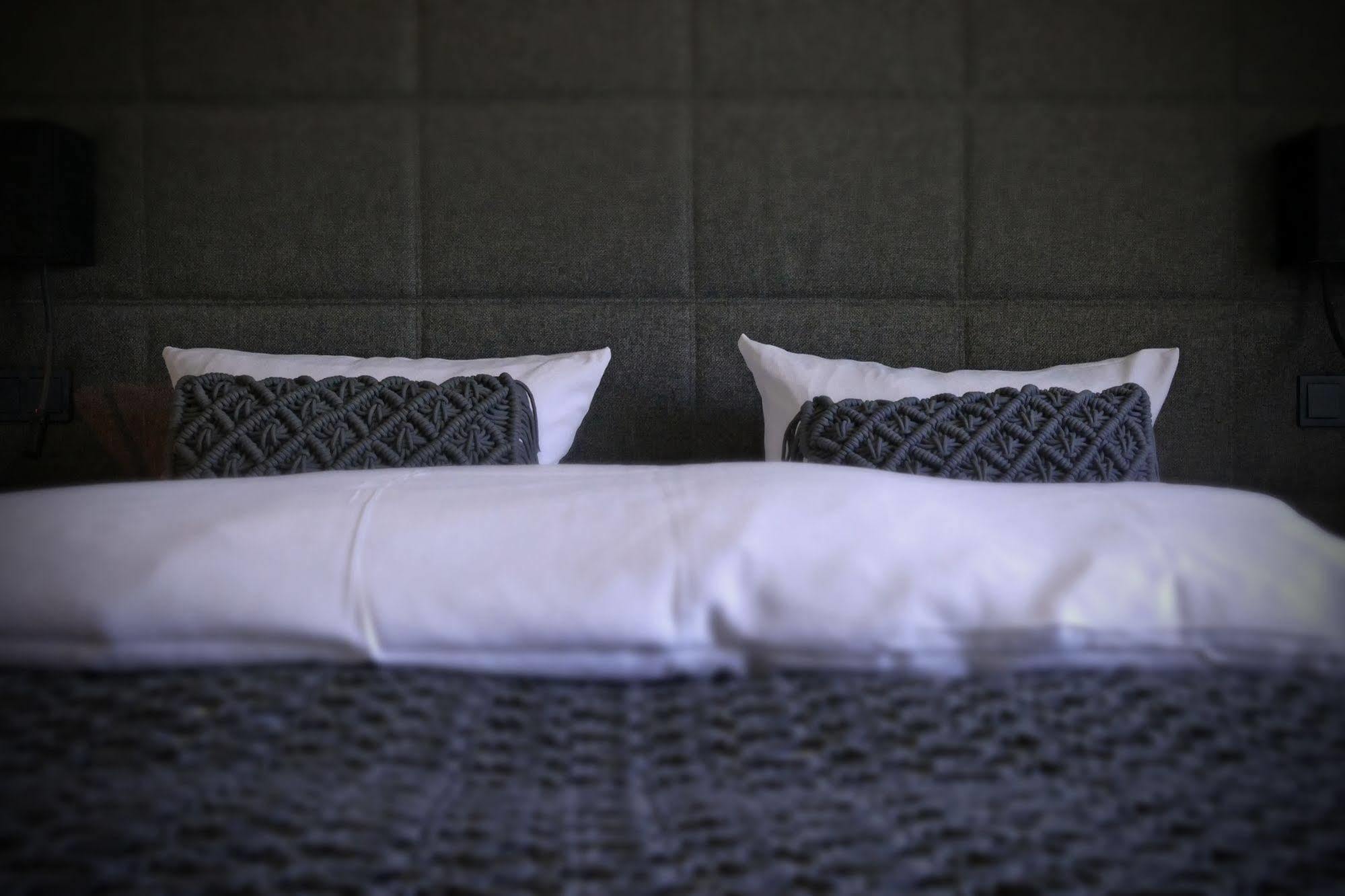 Seehotel Ketsch Schwetzingen Dış mekan fotoğraf